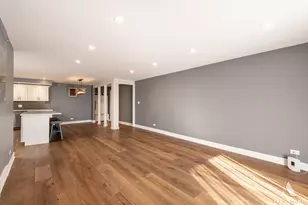 10420 Circle Dr, Oak Lawn, IL 60453 - Photo 17