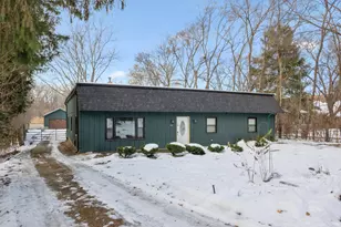 2113 Highwood Rd, McHenry, IL 60051 - Photo 1