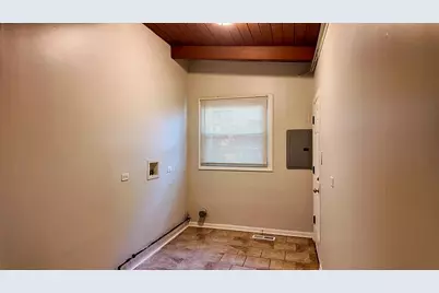 335 Oakwood Street, Park Forest, IL 60466 - Photo 9