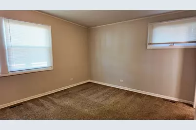 335 Oakwood Street, Park Forest, IL 60466 - Photo 17