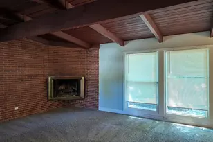 335 Oakwood St, Park Forest, IL 60466 - Photo 7