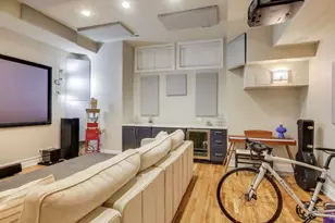 1420 N Noble St, Chicago, IL 60642 - Photo 15