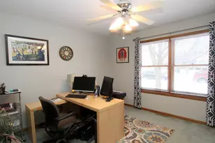 1356 Wood Dr, Woodstock, IL 60098 - Photo 11