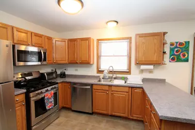 1356 Wood Drive, Woodstock, IL 60098 - Photo 7