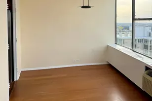 5757 N Sheridan Rd, Chicago, IL 60660 - Photo 9