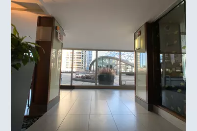 400 E Randolph Street #3201, Chicago, IL 60601 - Photo 11