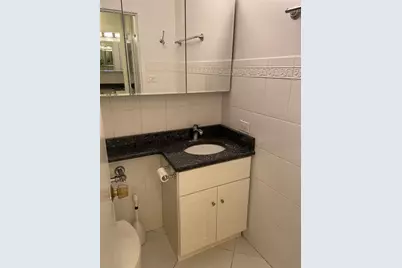 777 N Michigan Avenue #2005, Chicago, IL 60611 - Photo 9