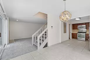 1571 Winnetka Rd, Glenview, IL 60025 - Photo 3