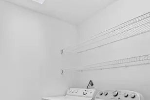 1571 Winnetka Rd, Glenview, IL 60025 - Photo 15