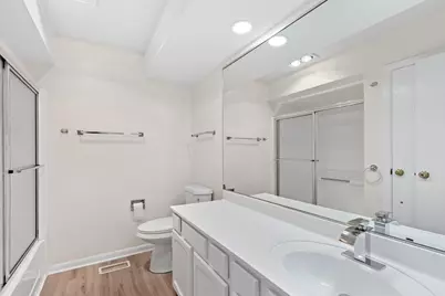 1571 Winnetka Road, Glenview, IL 60025 - Photo 9