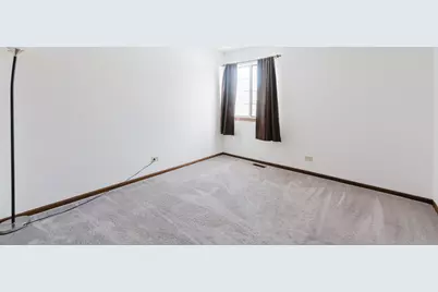 122 Brittany Drive, Streamwood, IL 60107 - Photo 31