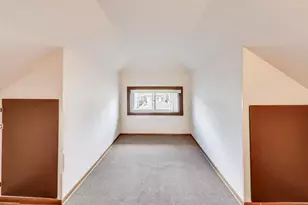 2932 N 77th Ct, Elmwood Park, IL 60707 - Photo 17