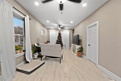 11315 S Stewart Avenue, Chicago, IL 60628 - Photo 5