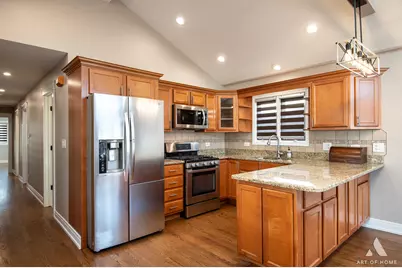 4817 S Luna Avenue, Chicago, IL 60638 - Photo 11