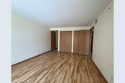 670 Mill Circle #203, Wheeling, IL 60090 - Photo 9