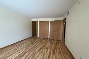 670 Mill Cir, Wheeling, IL 60090 - Photo 9