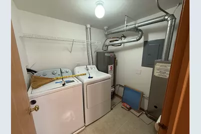 670 Mill Circle #203, Wheeling, IL 60090 - Photo 13