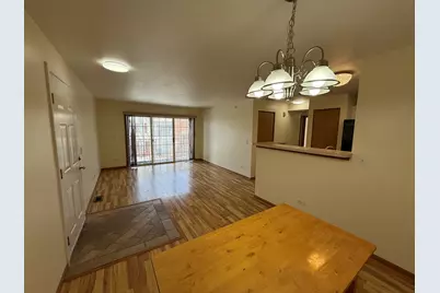 670 Mill Circle #203, Wheeling, IL 60090 - Photo 7