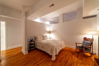 165 N Canal Street #916, Chicago, IL 60606 - Photo 9