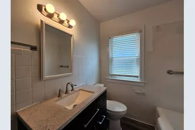 610 Wildwood Avenue, Mundelein, IL 60060 - Photo 7