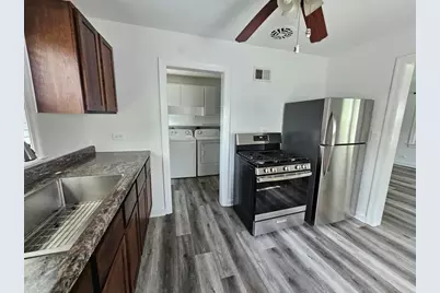 610 Wildwood Avenue, Mundelein, IL 60060 - Photo 3