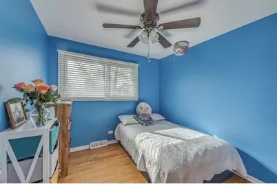 [Address not provided], Saint Charles, IL 60174 - Photo 11