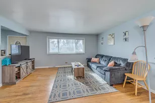 [Address not provided], Saint Charles, IL 60174 - Photo 5