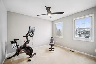 524 Bradbury Ln, Geneva, IL 60134 - Photo 17