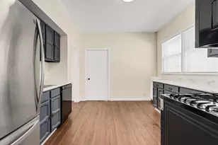 122 S Prospect St, Roselle, IL 60172 - Photo 13