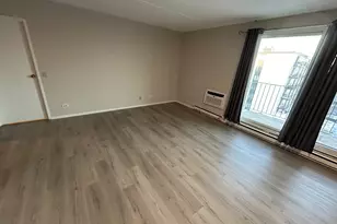 9731 N Fox Glen Dr, Niles, IL 60714 - Photo 11