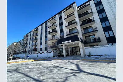 9731 N Fox Glen Drive #5C, Niles, IL 60714 - Photo 3