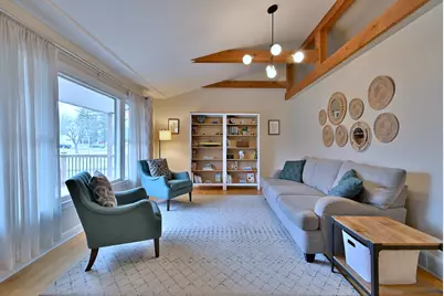 554 S Edson Avenue, Lombard, IL 60148 - Photo 9