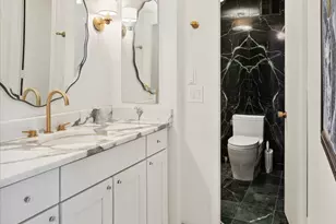 100 E Walton St, Chicago, IL 60611 - Photo 25