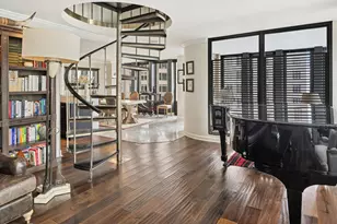 100 E Walton St, Chicago, IL 60611 - Photo 5