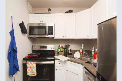 817 W Lakeside Place #408, Chicago, IL 60640 - Photo 3