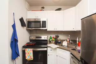 817 W Lakeside Pl, Chicago, IL 60640 - Photo 3