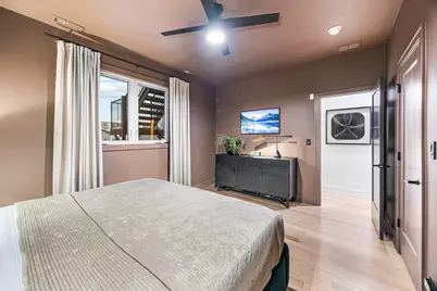 1738 W 17th Street #3, Chicago, IL 60608 - Photo 17