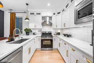 1738 W 17th St, Chicago, IL 60608 - Photo 9