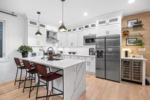 1738 W 17th St, Chicago, IL 60608 - Photo 7