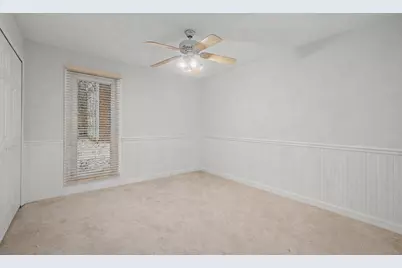 2099 Creekside Drive #1-4, Wheaton, IL 60189 - Photo 15