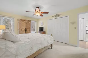 2099 Creekside Dr, Wheaton, IL 60189 - Photo 13