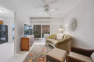 2099 Creekside Dr, Wheaton, IL 60189 - Photo 7