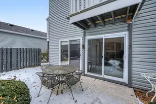 2099 Creekside Dr, Wheaton, IL 60189 - Photo 23