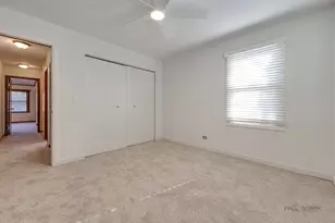 4075 N Parkside Dr, Hoffman Estates, IL 60192 - Photo 29