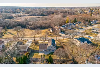 4075 N Parkside Drive, Hoffman Estates, IL 60192 - Photo 43