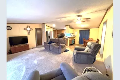 1300 Hamilton Street S, Salem, IL 62881 - Photo 9