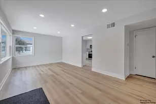 709 N Kramer Ave, Lombard, IL 60148 - Photo 7