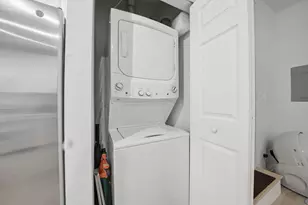 1812 S State St, Chicago, IL 60616 - Photo 13