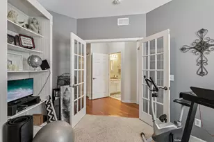 688 Cadillac Cir, Romeoville, IL 60446 - Photo 17