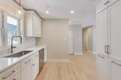 4150 Williams Court, Hoffman Estates, IL 60192 - Photo 9